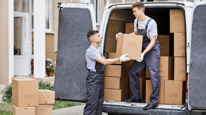Benefits of Insurance Coverage When Hiring Professional Movers